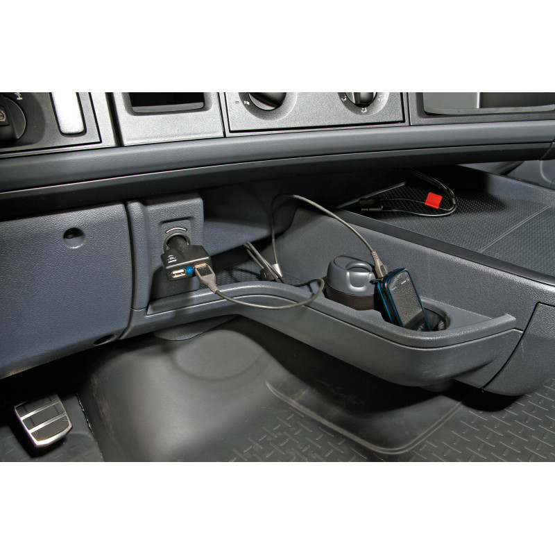 caricabatteria-2-porte-usb-1500-ma-12-24v-1.jpg